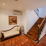 Nou Roma Hotel