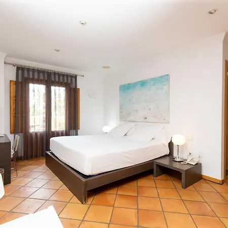 Hotell Nou Roma 3*