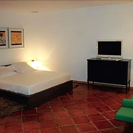 Hotell Nou Roma 3*