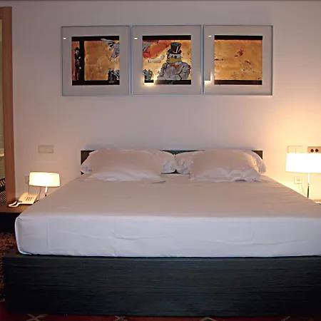 Nou Roma Hotell 3*