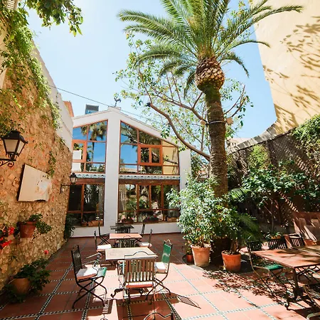 Nou Roma Hotel