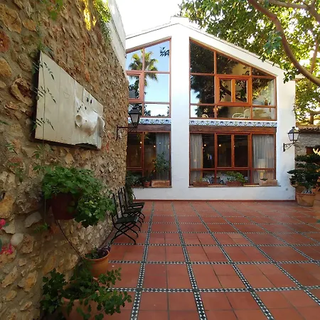 Nou Roma Hotell 3*