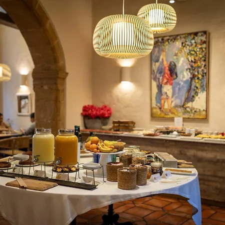 Nou Roma Hotell